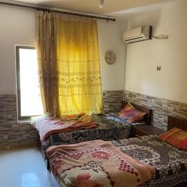 Studio next to Queen Rania St university of Jordan St , well served area