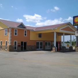 Holiday Motel, hotel i Hugo