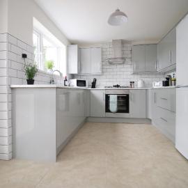 Family Home in the Charming Coastal Town of Barry