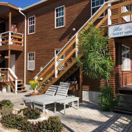 Blue Wave Guest House: Caye Caulker şehrinde bir otel