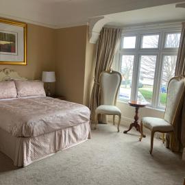 Entire Seaside Home, Sleeps 8, All en-suite rooms, hotel a New Brighton