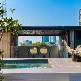 Blu Cabin Ari Stylish Gay Poshtel, hotell i Bangkok