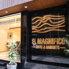 Hotel El Magnifico, hotel a Surat