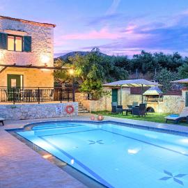 Villa Stelios Private Pool, hotel in Georgioupolis