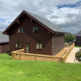 Constantine on Retallack Resort with Hot Tub hire