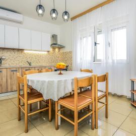 Holiday Home Ankica by Interhome, hotel v destinaci Pašman