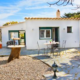 Holiday Home Mimosa by Interhome, ξενοδοχείο σε Cadaqués