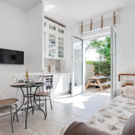 Apartment L'Abeille d'Or-1 by Interhome