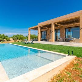Villa Can Navarro by Interhome