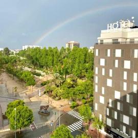Doña Lola, hotel u gradu Kasteljon de la Plana