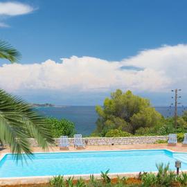 Akritas Residences, hotel in Koroni