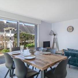 À moins de 300m de la mer, maison cosy pour 4