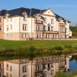 Cameron Club Lodges、バロックのホテル