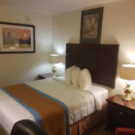 Red Deer में, होटल BA Hotel