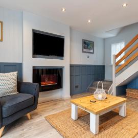 Cartwright's Cottage - Indoor Pool, Sports Courts, Play Park