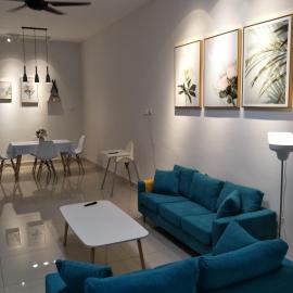 73 Cozyhome-Gated and Guarded,Northern European Interior, hotelli kohteessa Keluang