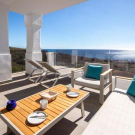 Luxury apartment stunning seaview BS 3104, hotel in Manilva