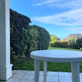REF 057 - Appartement pour quatre personnes avec terrasse secteur port Crouesty ARZON