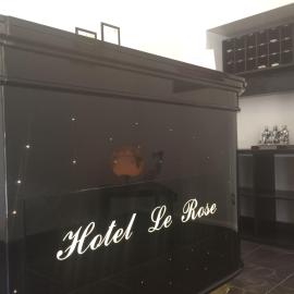 Hotel Le Rose, hotell i Tivoli Terme