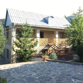 Dil Hill by Sam, hotel in Dilijan