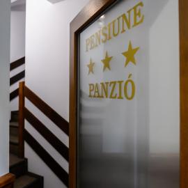 Juliu's Panzio Csikszereda, hotel in Miercurea-Ciuc
