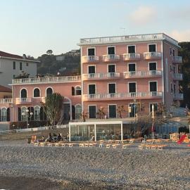 Hotel Piccolo Lido, hotel v destinácii Bordighera