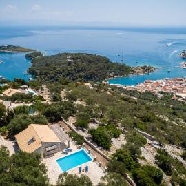 Villa Anemos