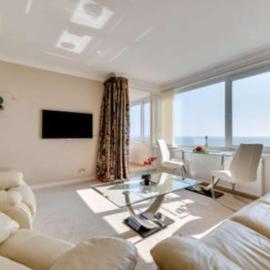 Hove Actually with spectacular sea views, hotel in Hove
