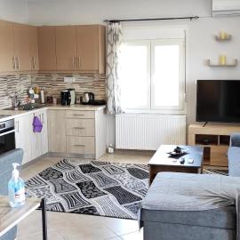 Spiros - Full Renovated House 2022, hotel v destinaci Mármaron