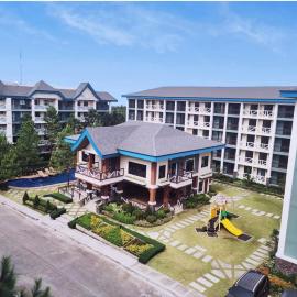 Cozy Condo at Pine Suites Tagaytay with WIFI Netflix & Pool, hotel din Tagaytay