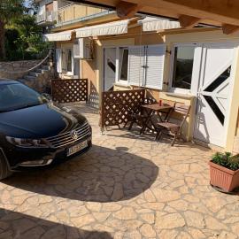 Apartmani NOELLE, hotel in Novi Vinodolski