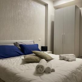 Casa Vacanze Antares, готель у місті Шилла