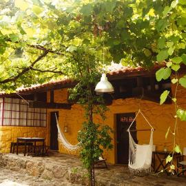 Casa do Piano, hotel u gradu 'Longos'