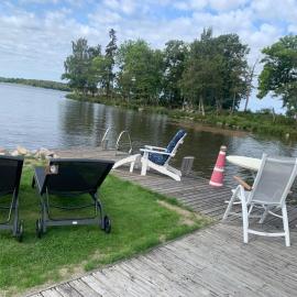 Pärla med egen brygga, hotel u gradu Vesteros