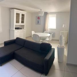 Louise, Hotel in Luxeuil-les-Bains