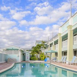Resort Sixty-Six, hotel in Holmes Beach