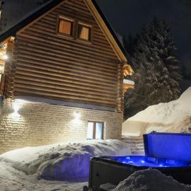 Drvena Kuca RUŽA, hotel a Kopaonik