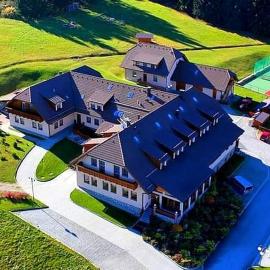 Hotel Elsyn Dvůr, hotel din Stachy