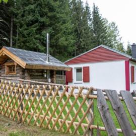Erzgebirgsidyll Breitenbrunn - Waldhaus, מלון בNeuer Anbau