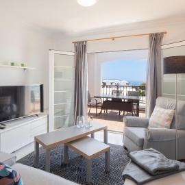 Comfortable and modern apartment next to the Avenida central in Tías