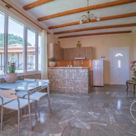 Efi Apartments