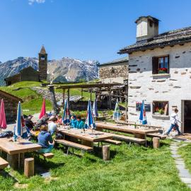 Rifugio Alpe San Romerio, hotelli kohteessa Brusio