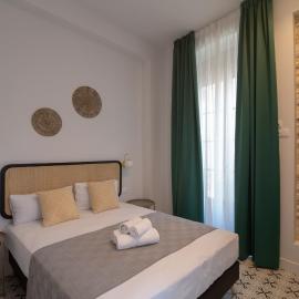 Apartamentos Teatro by Be Alicante