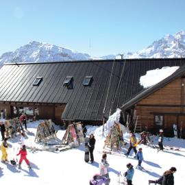Rifugio 2000, hotel u gradu 'Alpe Ciamporino'