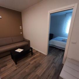 STOP&GO Suites and Apartments, hotel din Maranello
