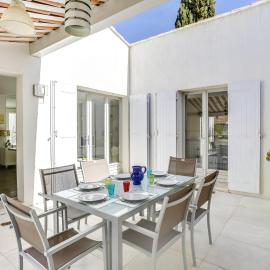Holiday Home Les Vallons de la Gaillarde 1 by Interhome, hotel in Saint-Aygulf