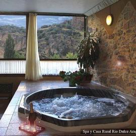 Spa y Casa Rural Rio Dulce, hotelli kohteessa Aragosa