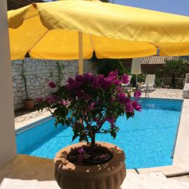 Villa Syvros