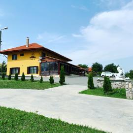 Pensiunea Cheile Apusenilor Cheile Turzii near Turda, отель в городе Sănduleşti