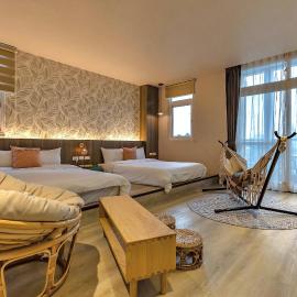 茉白電梯民宿Bed and Breakfast Elevator 花蓮夜市電梯包棟: Hualien şehrinde bir otel